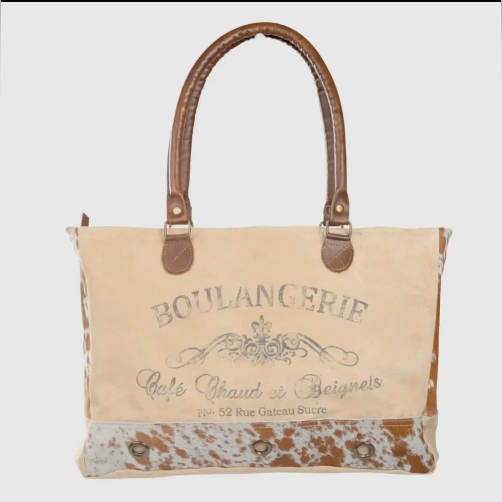 NWT Clea Ray Boulangerie Tote w/Cowhide Trim Tote Bag - Picture 1 of 4